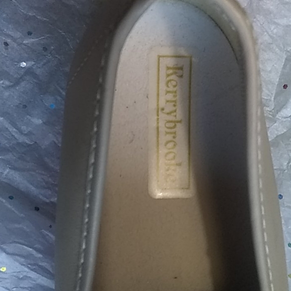 Super Comfy Loafers, great for standing/walking - Picture 5 of 7